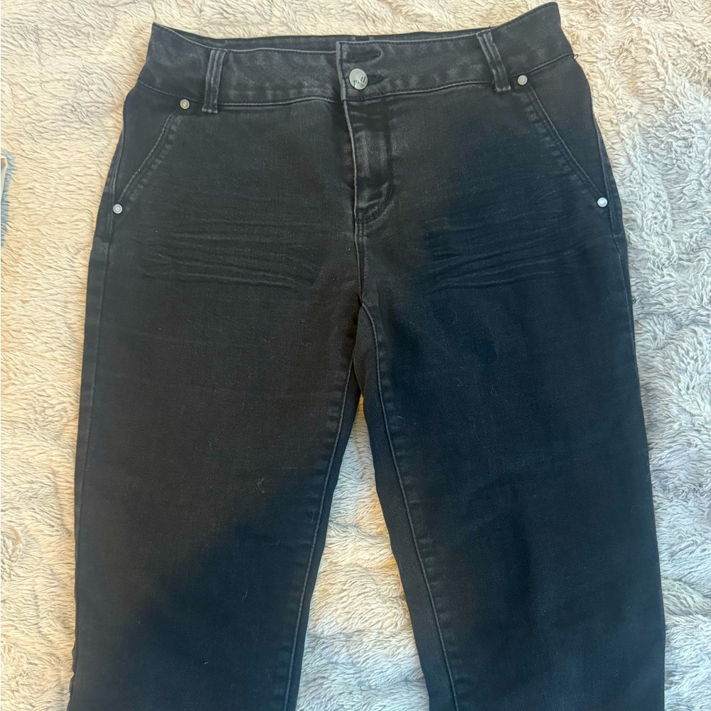 D.Jeans Black Cargo Capri Pants